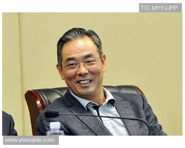 足球明星工资发放机制揭秘及其背后的经济影响分析 足球明星工资发放机制揭秘及其背后的经济影响分析