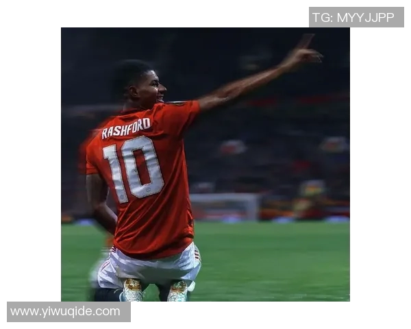 足球明星的生活瞬间与个性头像照片展现他们的风采与魅力 足球明星的生活瞬间与个性头像照片展现他们的风采与魅力